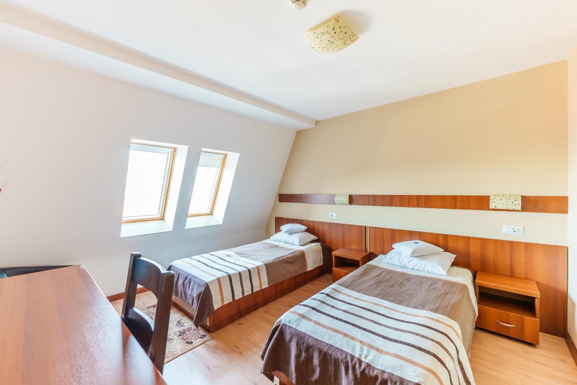 Hotel Crisana アラド エクステリア 写真